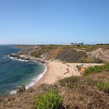 Sao Bernardino Beach House Atouguia Da Baleia Buitenkant foto