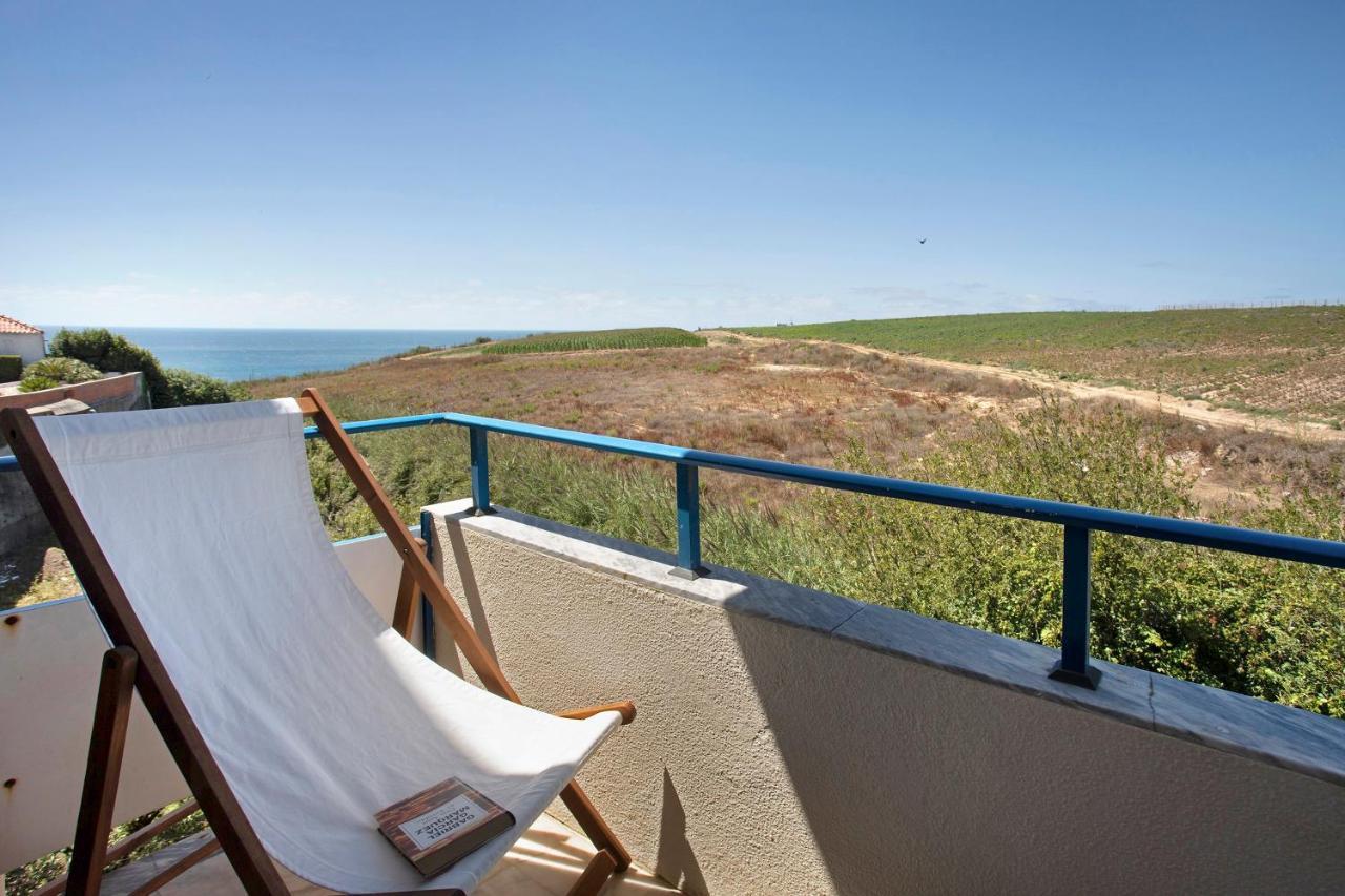 Sao Bernardino Beach House Atouguia Da Baleia Buitenkant foto